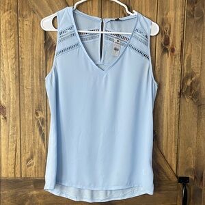 EXPRESS Light Blue Sleeveless Top. M